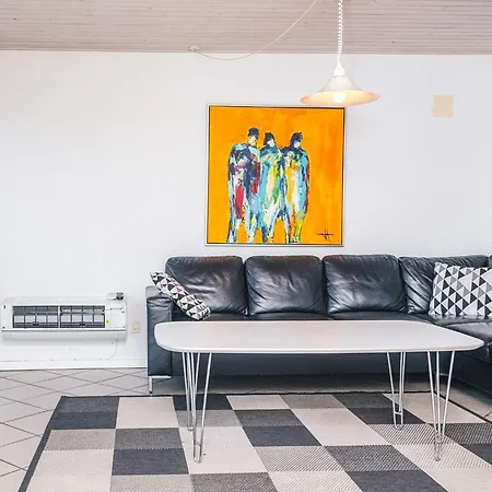 Four-bedroom In Tarm 3 Hemmet