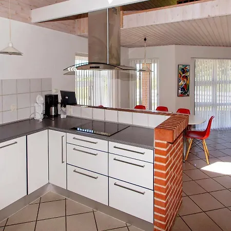 Four-bedroom In Tarm 3 Hemmet