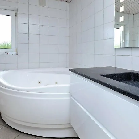 Four-bedroom In Tarm 3