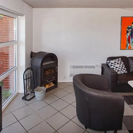 Four-bedroom In Tarm 3 * Hemmet